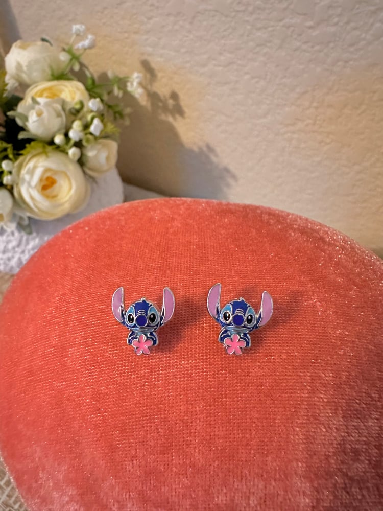 Image of Stitch earrings