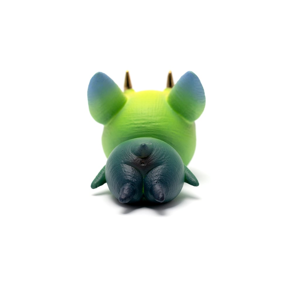 Image of Mini Chikkoi Warrior Chubbies (green/laying)