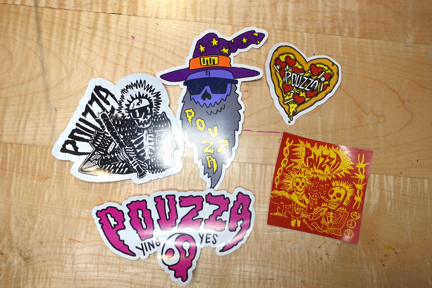 Image de Pouzza 12 stickers / autocollants