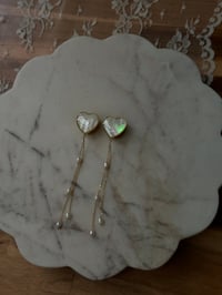 Image 6 of Pearly Heart Plug Custom (Gold)