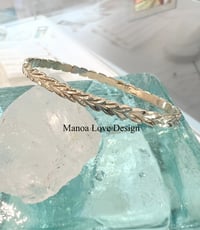 Image 1 of 14k solid gold maile lei Hawaiian bangle 