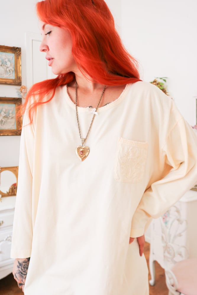 Image of Vintage 90s Victoria's Secret Gold Label Pastel Yellow Cotton Sleep Shirt (M/L)