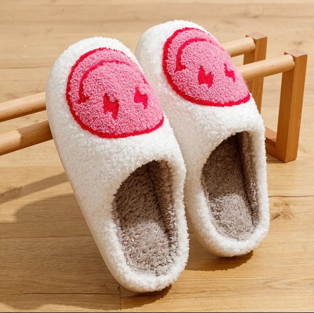 Image of Smiley slippers 
