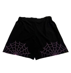 Image of 'Aranha' shorts.