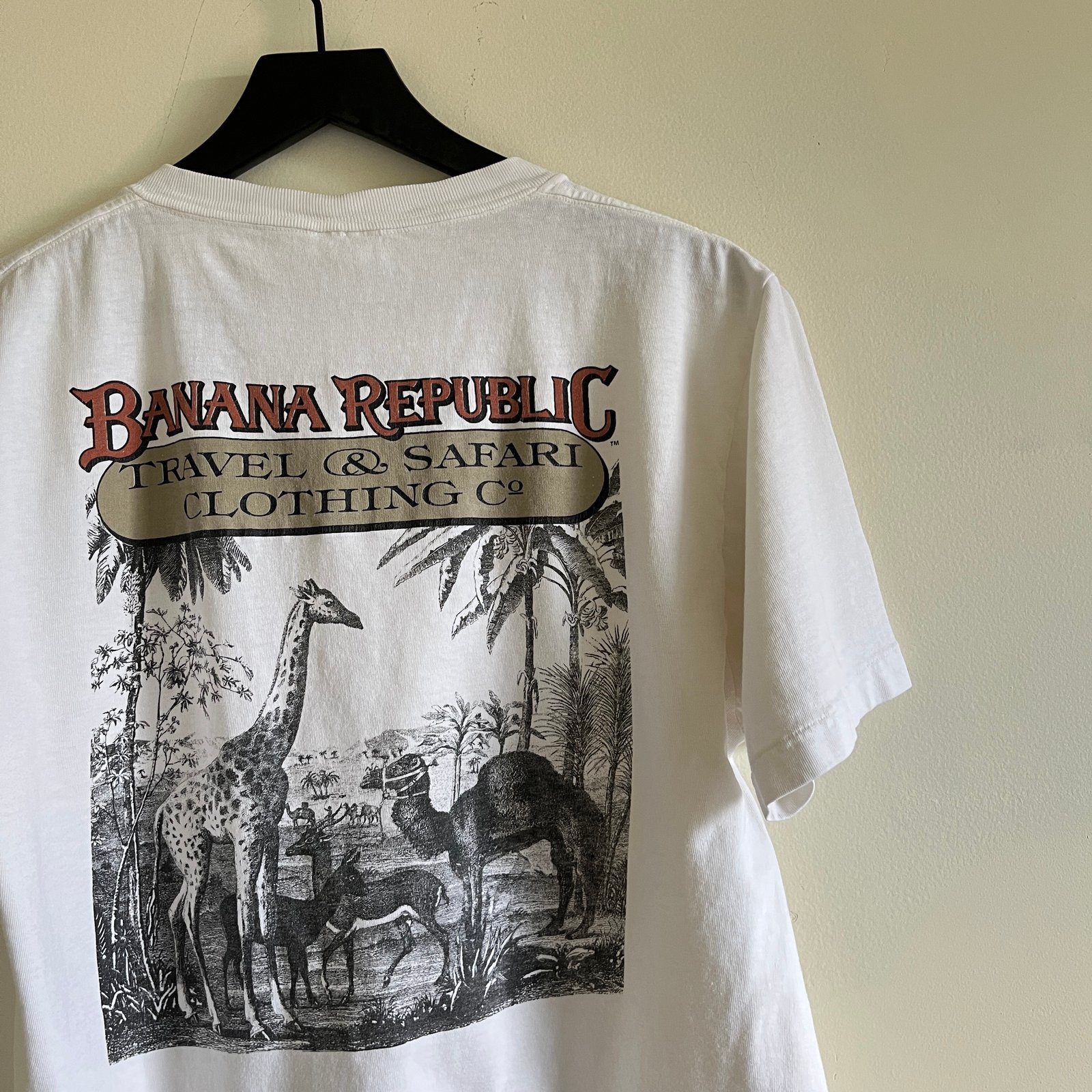 Banana Republic Pocket T-Shirt | Intramural