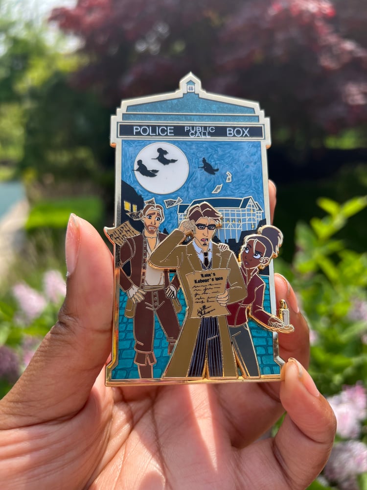 Image of Tardis Pins The Shakespeare Code flawed Extras