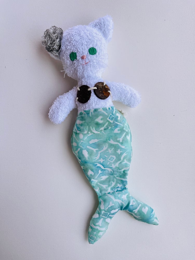 Image of Coral Purr-maid CHONK