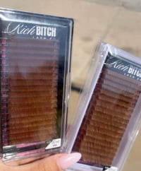 LIGHT BROWN MIX TRAYS