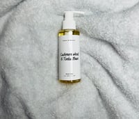 Cashmere Wood and Tonka Bean Body Oil