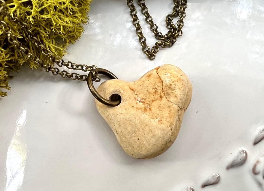 Image of HEART ROCK Necklace