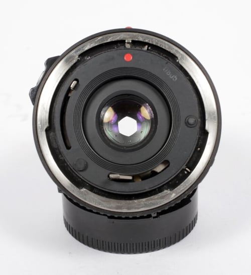 Image of Canon FDn FD 24mm F2.8 wide angle lens for Canon FD mount cameras #9612
