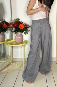 Image 2 of Pantalone Grigio 