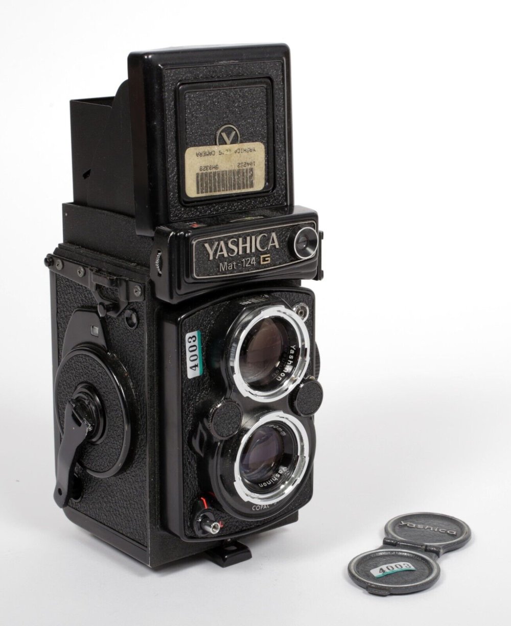 Image of Yashica Mat 124G 6X6 TLR film camera with 80mm F3.5 lens with cap #4003