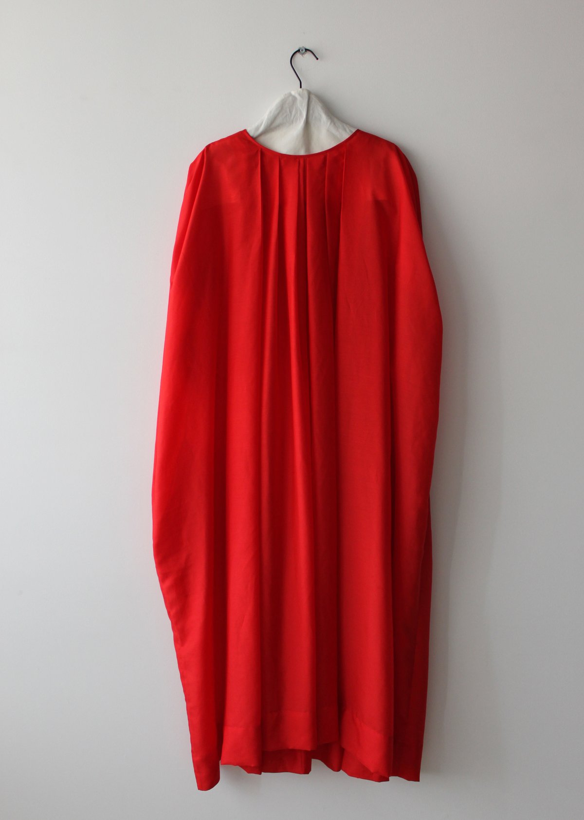 ARCHIVE- Ample fit pleated dress