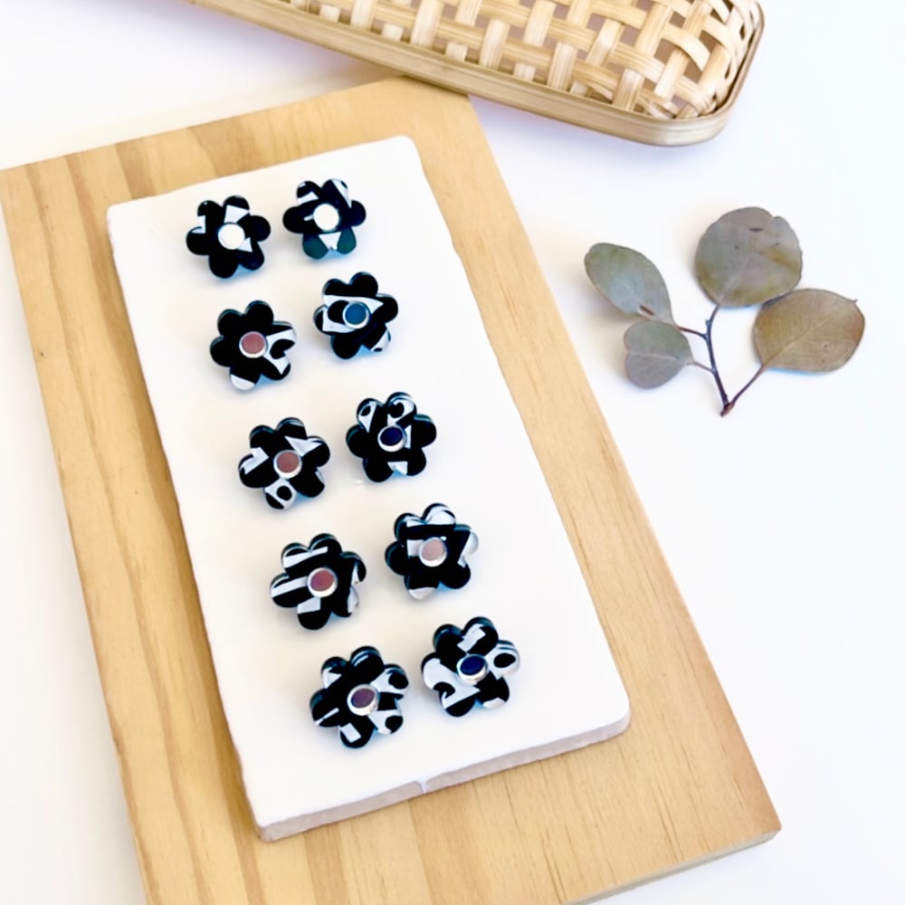 Image of Monochrome (hand painted) Mini Daisy Studs