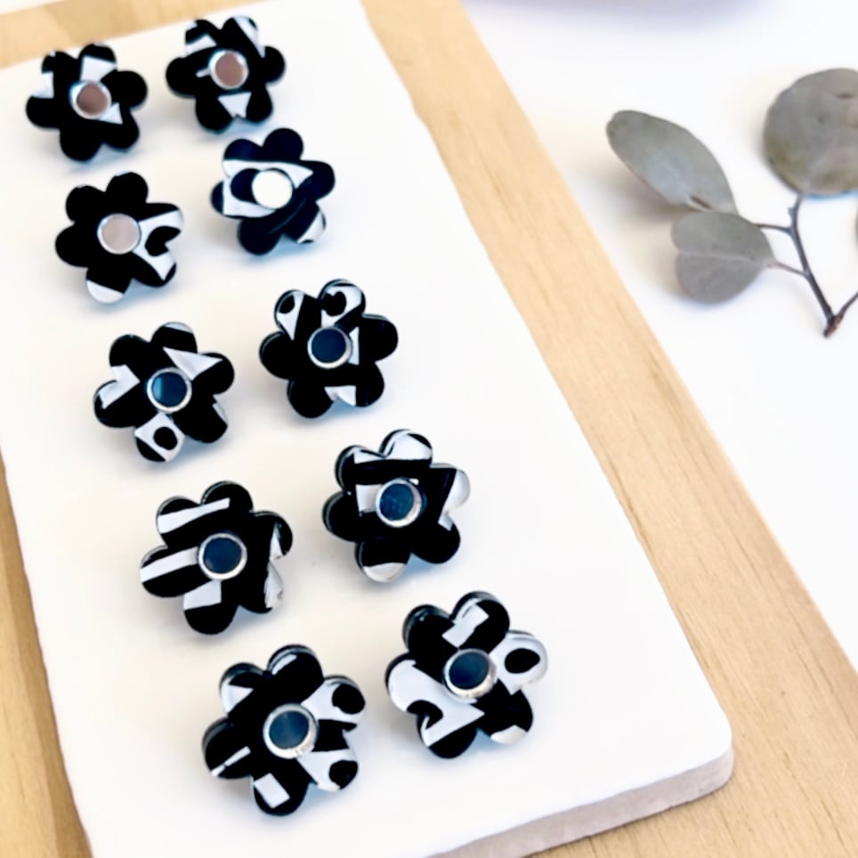 Image of Monochrome (hand painted) Mini Daisy Studs