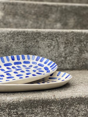 Image of Pratos ovais ruínas/ Ruined oval dishes