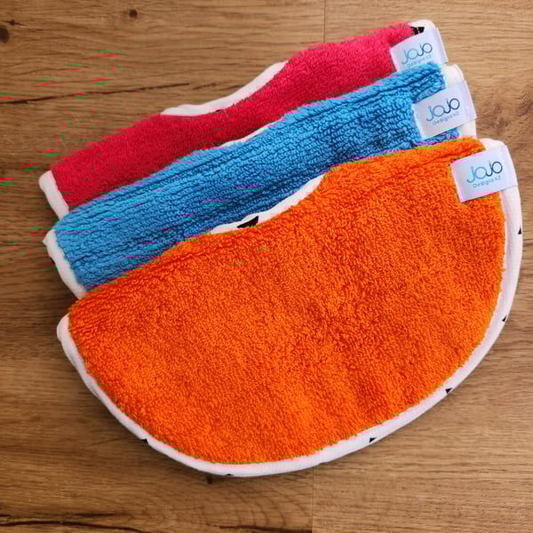 Image of Dribble Bibs - Large Triangles