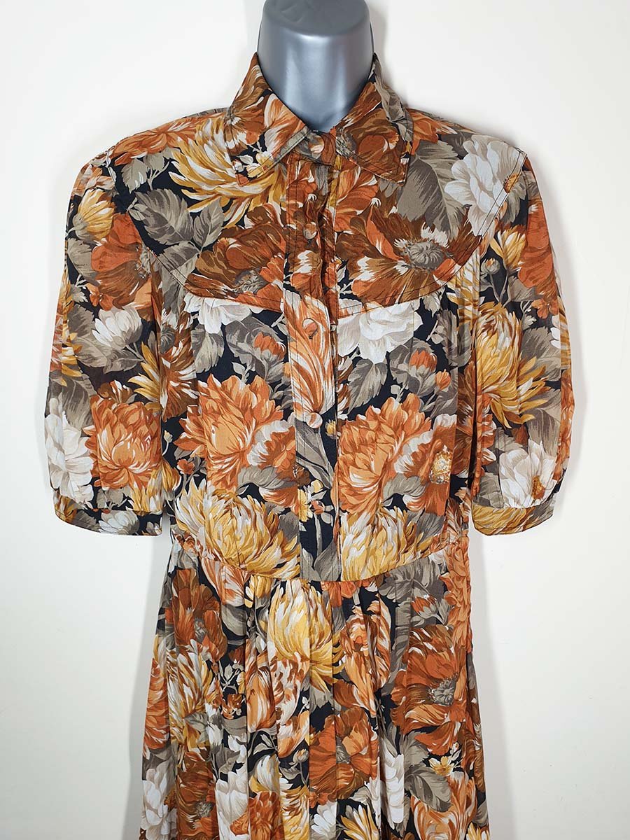 Vintage 1990's Brown& Cream Floral Chrysanthemum Dress With 3/4 Sleeves