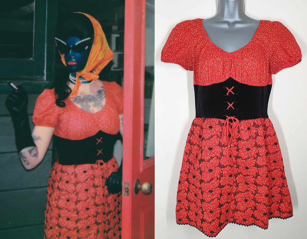 Vintage 1960's I.Magnin Peasant Dress With Velvet Faux Corset Detail & Quilted Skirt
