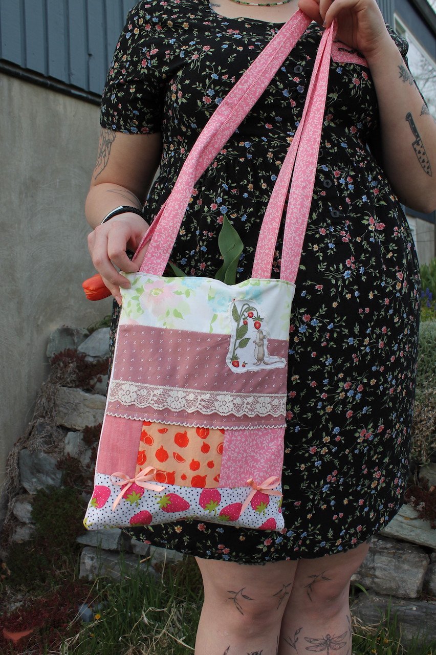 Image of Pink Kitty Patchwork Tote