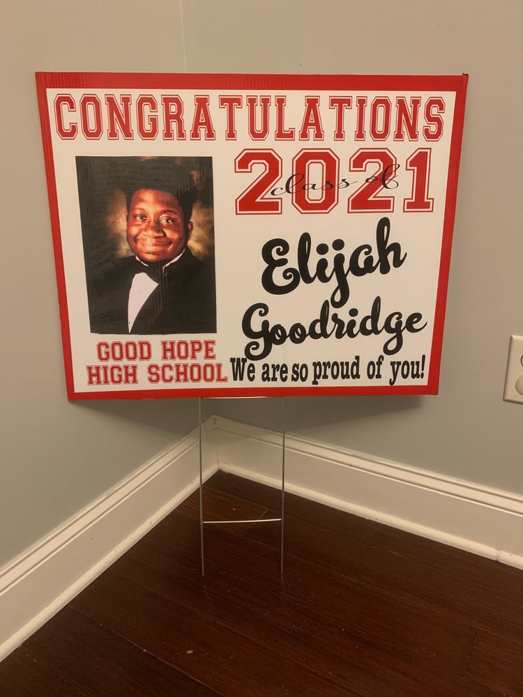 Image of Graduation Yard Sign (Local Delivery Only)