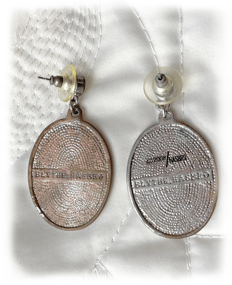 Blythe earrings Image 4