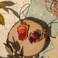 Image 1 of ✸trigun phone keychains✸