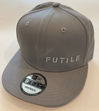 New Era 9fifty Futile hat - Logo - Grey