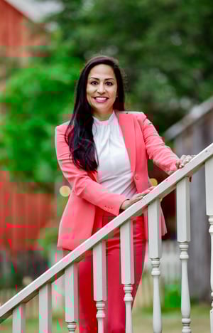 Image of Headshot Portraits - 15 min or 60 min