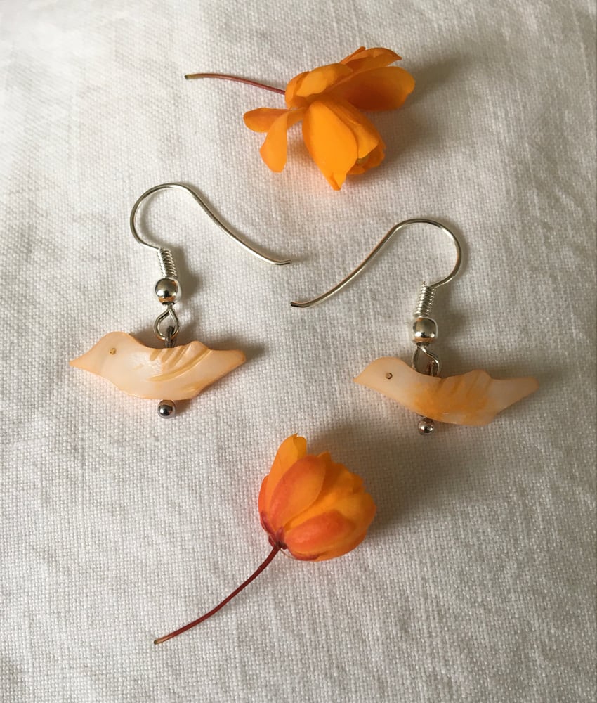 Image of Little peach bird earrings