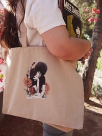 Image 3 of Tote Ángela Davis