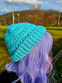 Image 4 of Slouch Beanie - Rockin Robin