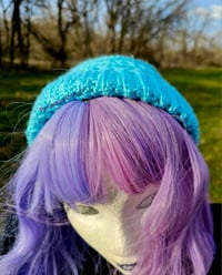 Image 3 of Slouch Beanie - Rockin Robin