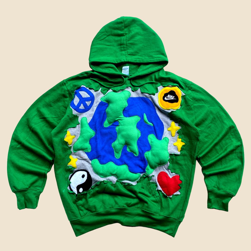 REWORKED NIKE 3D PUFF EARTH GREEN HOODIE SIZE L/XL