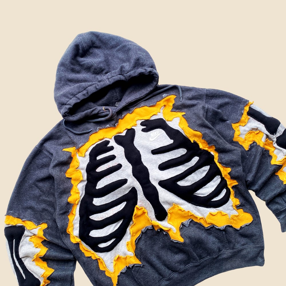 REWORKED NIKE CRACKER 3D PUFF SKELETON DARK GREY HOODIE SIZE L