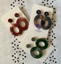 Image 1 of Trendy Resin Earrings - Red, Green or Purple - Nickel-Free, Various Finishes