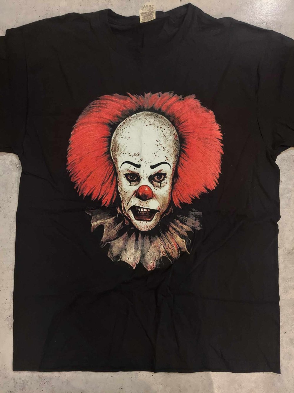 T-Shirt SALE - Men's Large