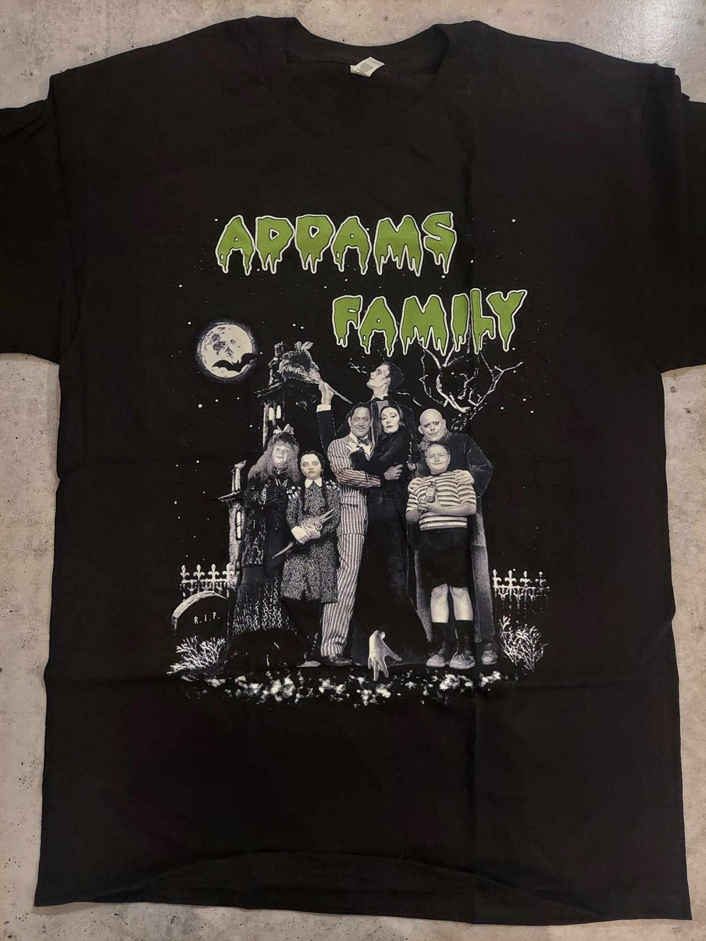 T-Shirt SALE - Men's Large