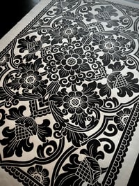 Image 3 of L3 Black on White