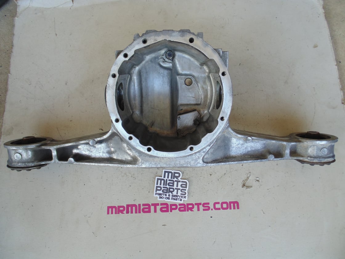 Image of 1.8L Reinforced Diff Differential Housing 94-05