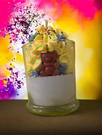 Image 1 of GUMMY BEAR CANDLE 