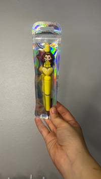 Bolígrafo de bella