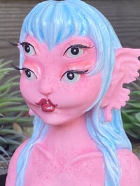 Image 4 of Pale Blue Nymph