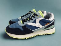 Image 1 of Victoria 1985 heritage running model