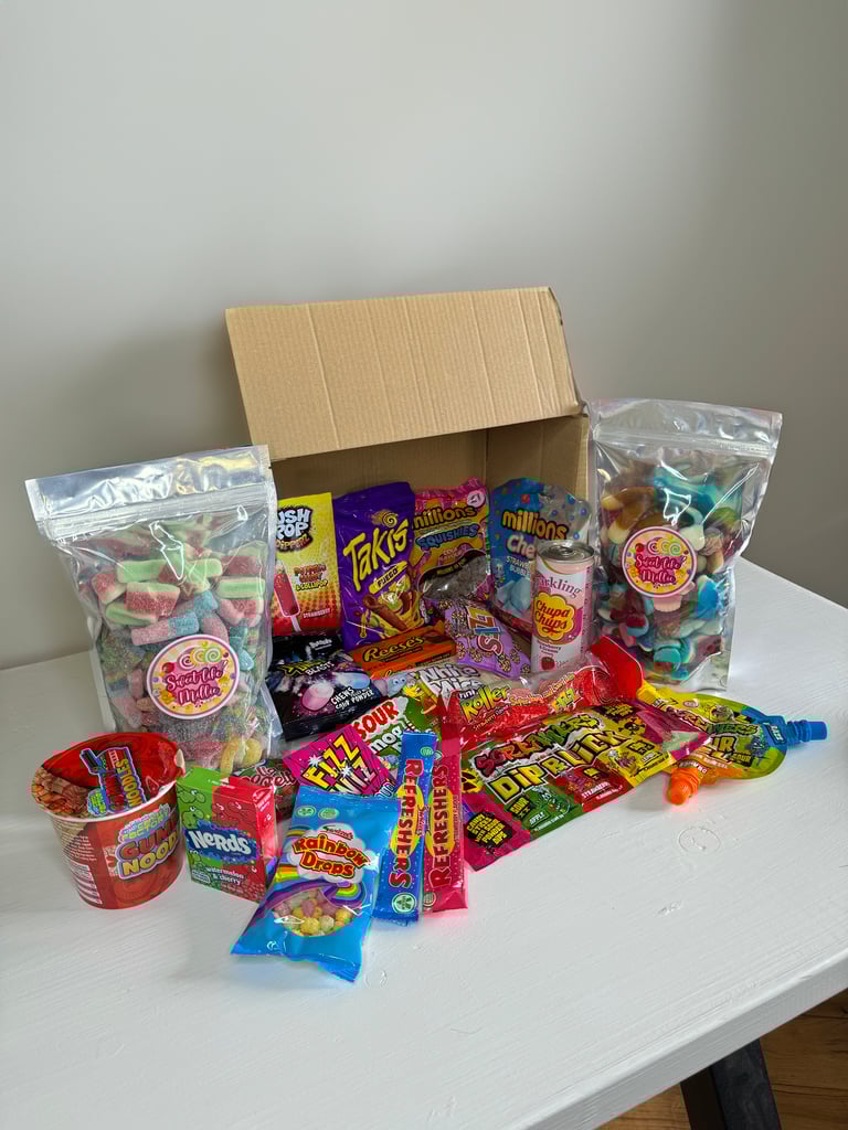 SWEET MYSTERY BUNDLE! (Sweets, chocolate, crisps, drinks, American Candy)