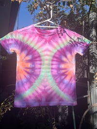 Image 1 of Double fan fold kids size 5 