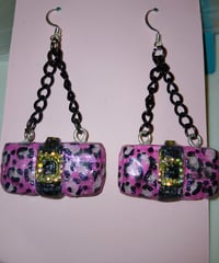 Pink cheetah print purse 