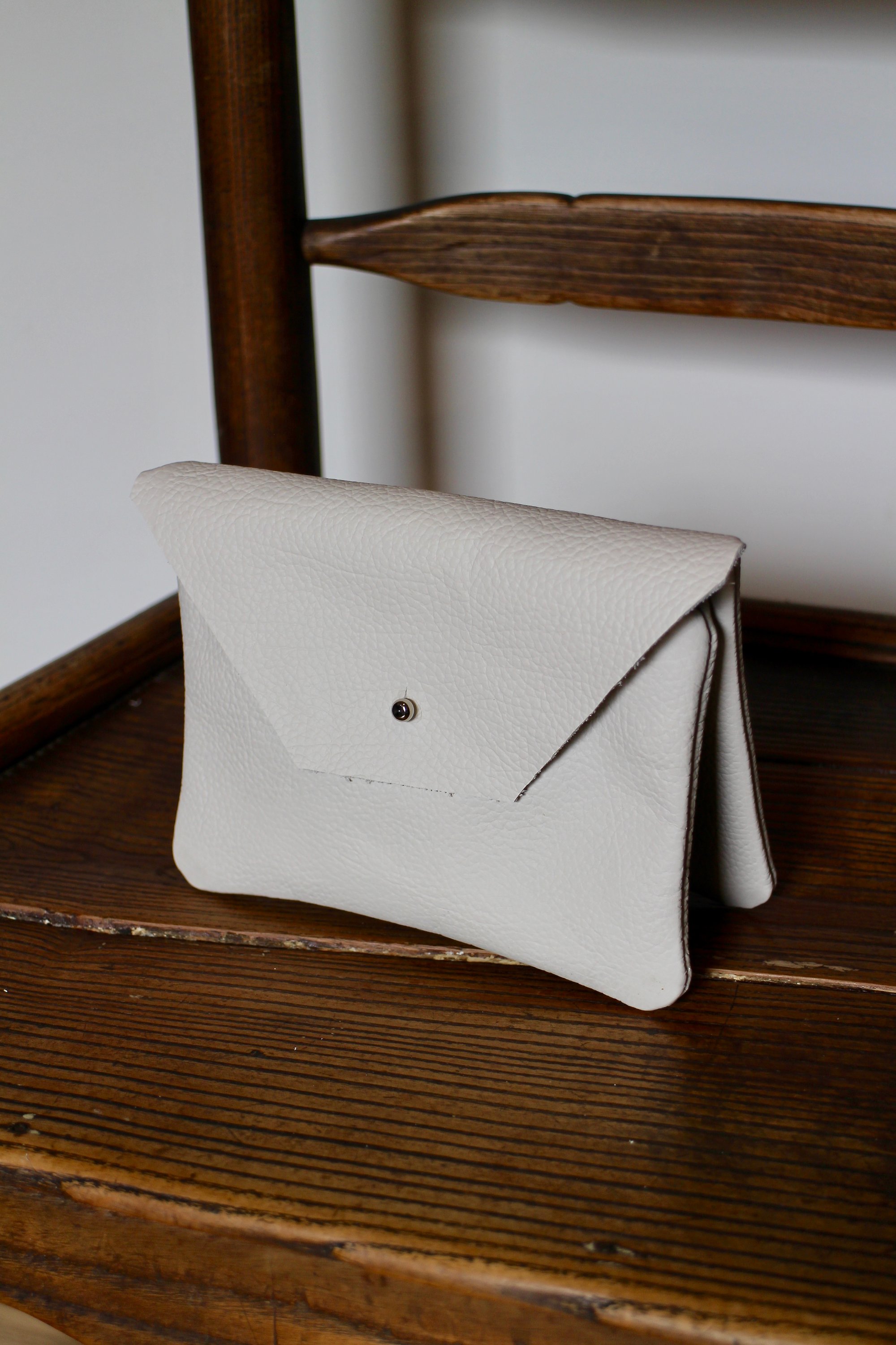 Image of Shell Clutch