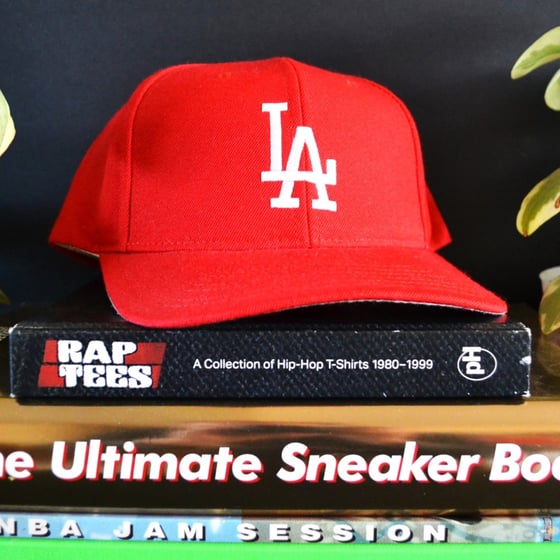 Image of Vintage 1990's Los Angeles Dodgers Red Plain Logo Snapback Hat